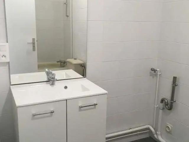 Appartement à louer 1 pièce 33.86m²