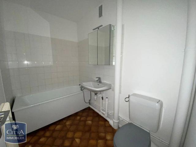 Appartement à louer 1 pièce 34.18m²