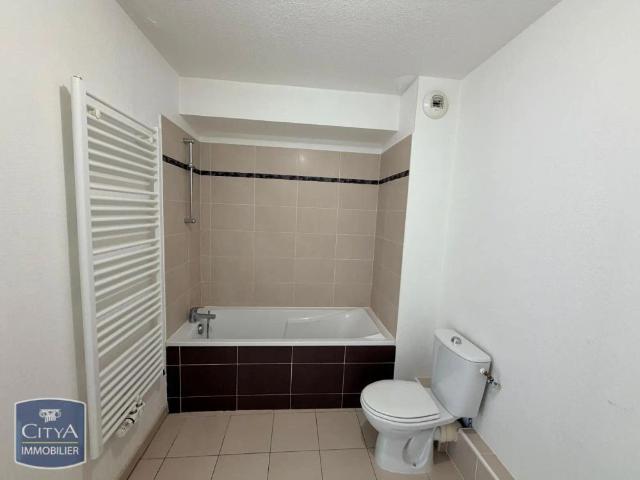Appartement à louer 1 pièce 34.1m²