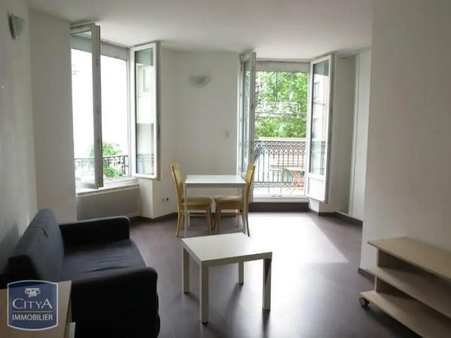 Appartement à louer 1 pièce 34.4m²