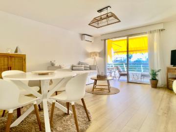 Appartement à louer à Alpes - Terrasse