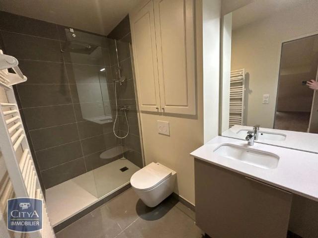 Appartement à louer 1 pièce 35.59m²
