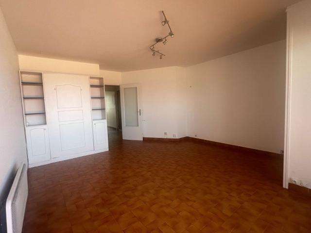 Appartement à louer 1 pièce 35 m