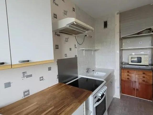 Appartement à louer 1 pièce 35m²