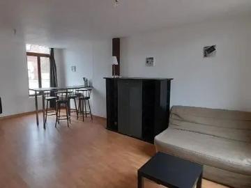 Appartement à louer 1 pièce 36.72m²