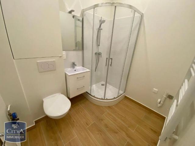 Appartement à louer 1 pièce 36.8m²