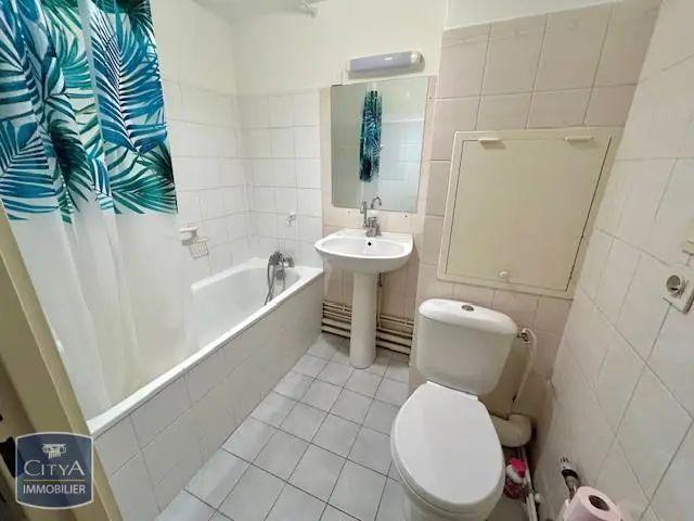 Appartement à louer 1 pièce 37.25m²