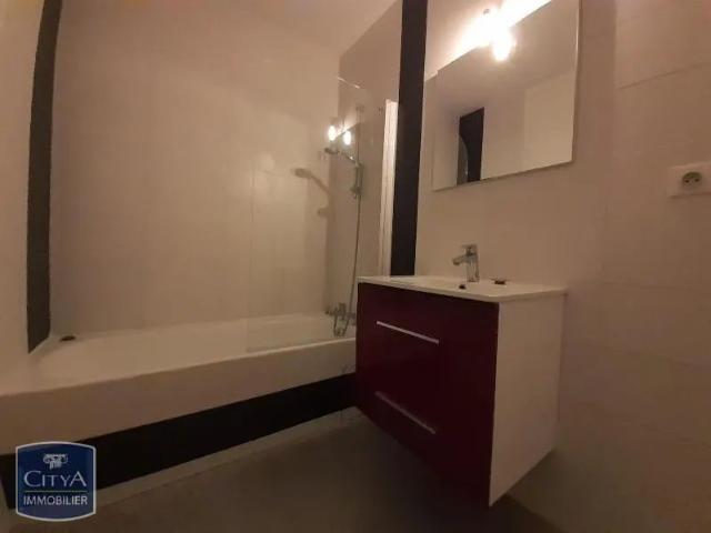 Appartement à louer 1 pièce 37.36m²