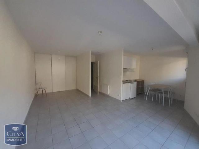 Appartement à louer 1 pièce 37.4m²