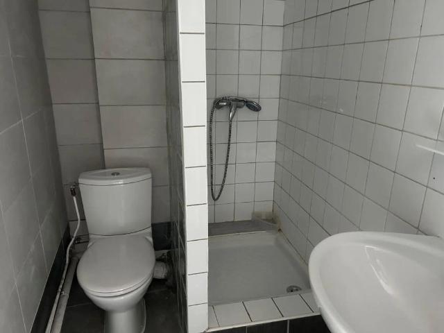Appartement à louer 1 pièce 37.81m²