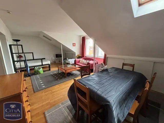 Appartement à louer 1 pièce 37.88m²