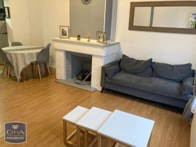 Appartement à louer 1 pièce 37m²