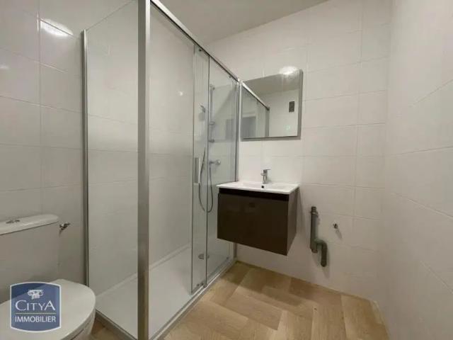 Appartement à louer 1 pièce 37m²