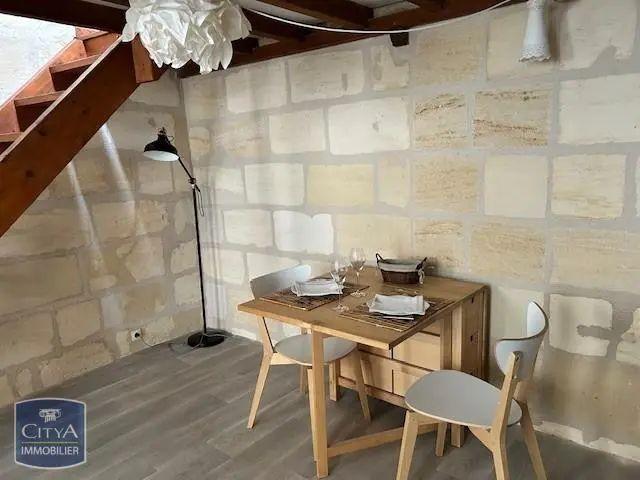 Appartement à louer 1 pièce 37m²
