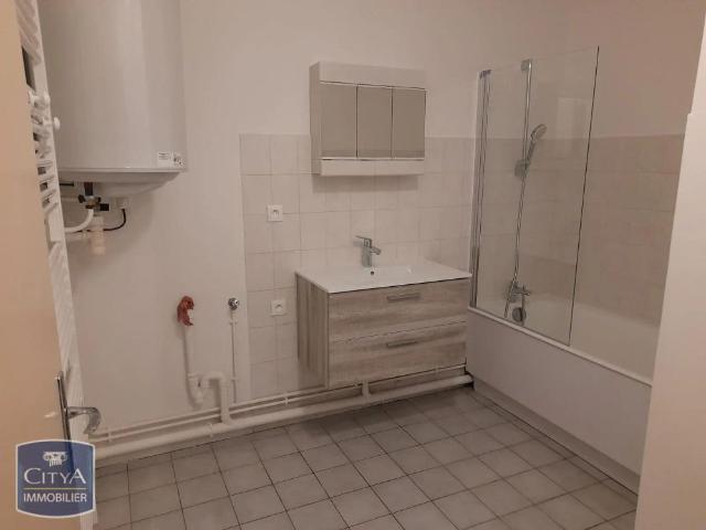 Appartement à louer 1 pièce 38.16m²
