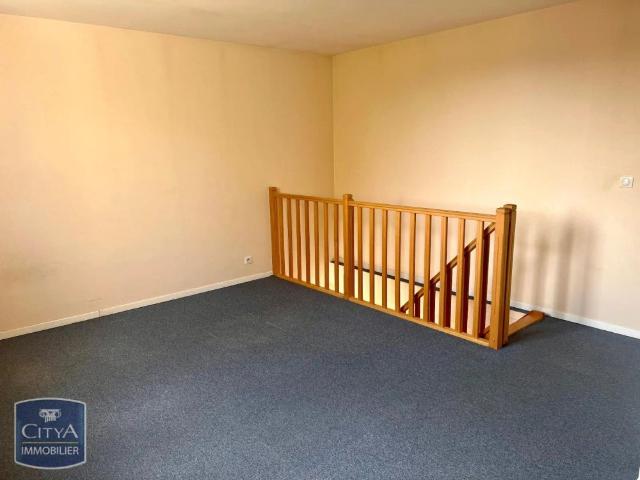 Appartement à louer 1 pièce 38.28m²