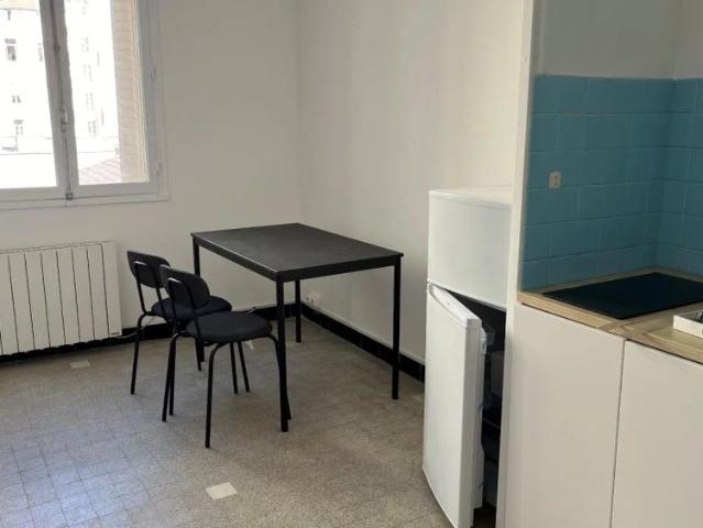 Appartement à louer 1 pièce 39.45m²
