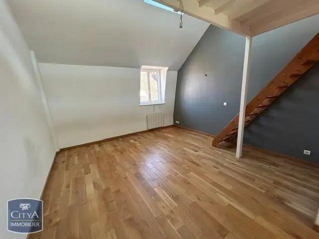 Appartement à louer 1 pièce 40.37m²