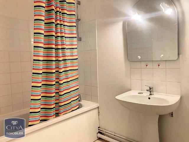 Appartement à louer 1 pièce 40.65m²