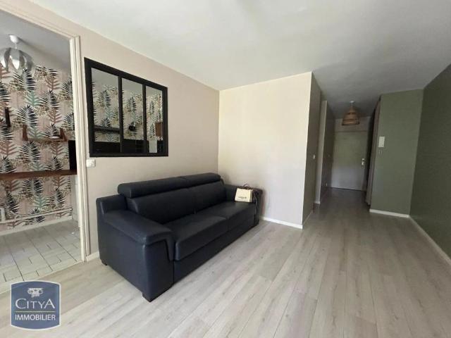 Appartement à louer 1 pièce 41.38m²