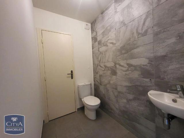 Appartement à louer 1 pièce 41.99m²