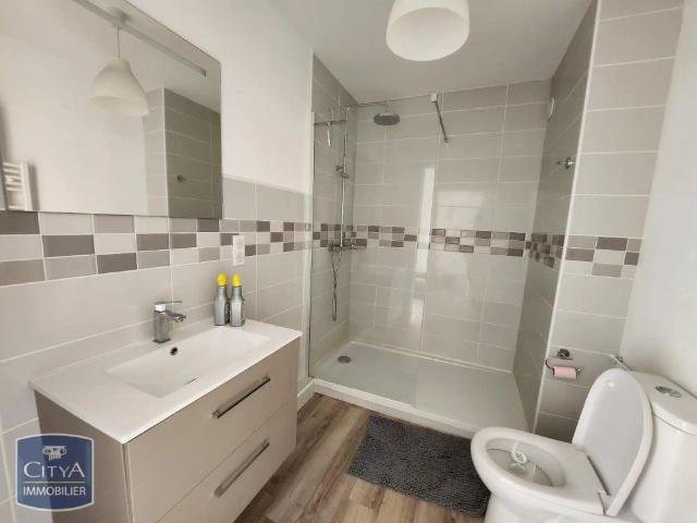 Appartement à louer 1 pièce 42.34m²