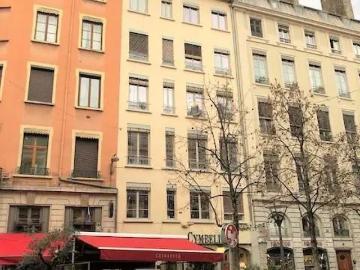 Appartement à louer 1 pièce 42.73m²