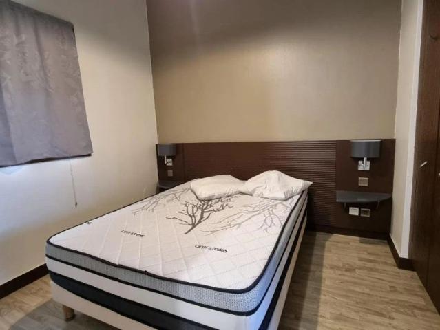 Appartement à louer 1 pièce 42.75m²