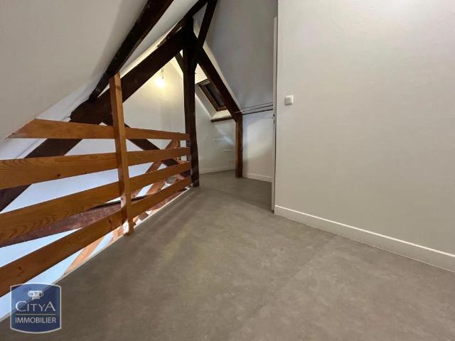 Appartement à louer 1 pièce 43.01m²