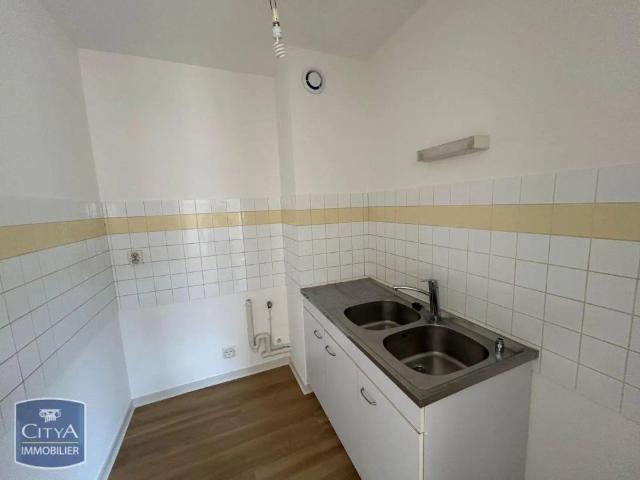 Appartement à louer 1 pièce 44.02m²