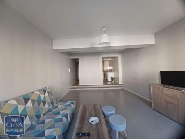 Appartement à louer 1 pièce 44.35m²