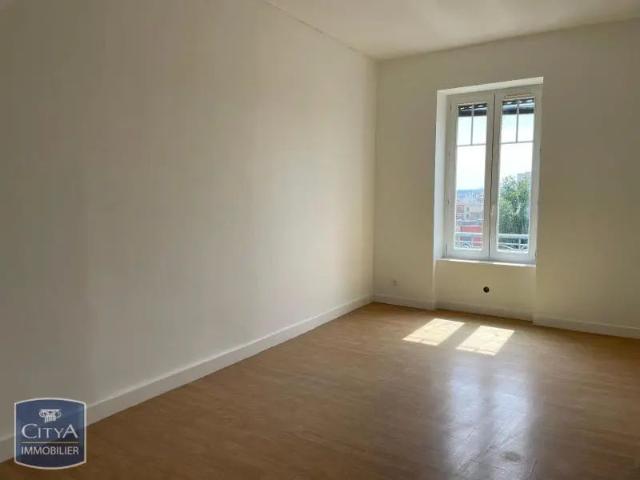 Appartement à louer 1 pièce 44m²