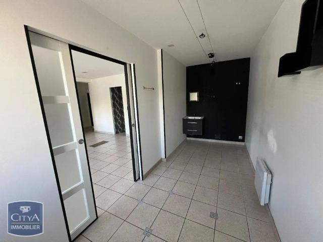 Appartement à louer 1 pièce 44m²