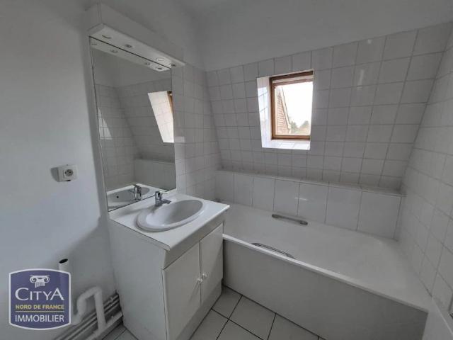 Appartement à louer 1 pièce 46.83m²