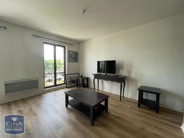 Appartement à louer 1 pièce 46.8m²