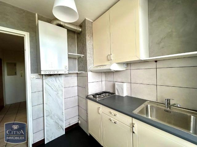 Appartement à louer 1 pièce 29.6m²