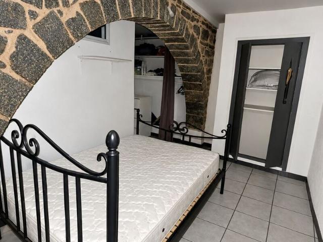 Appartement à louer 1 pièce • 47,90 m 2 La Farlède