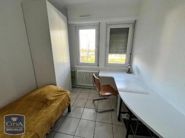 Appartement à louer 1 pièce 9.84m²