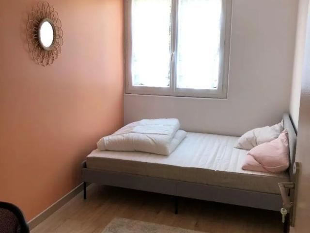 Appartement à louer 1 pièce 9.02m²