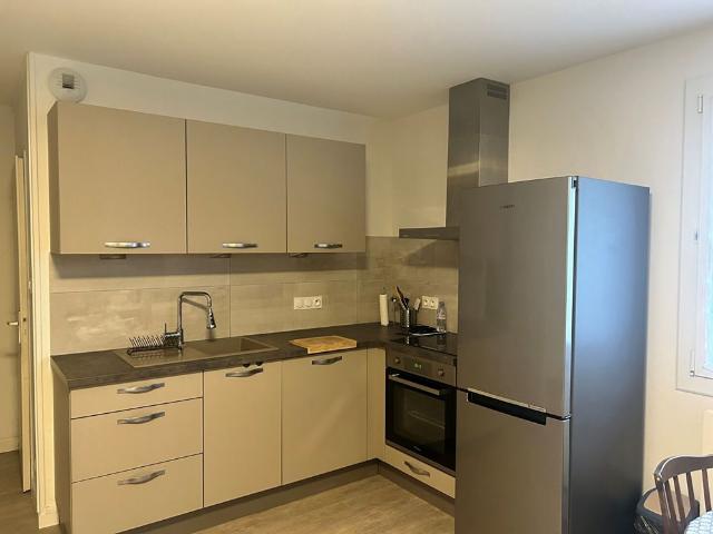 Appartement à louer, 1 pièce Chevry 01170