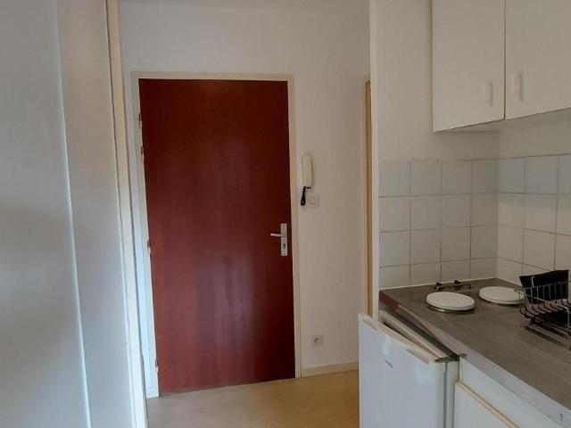 Appartement à louer, 1 pièce ANGERS 49000
