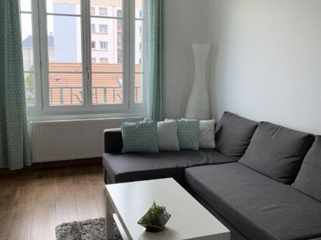 Appartement à louer 1 pièce • Bourg en Bresse