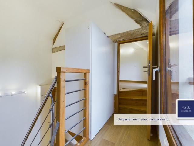 Appartement à louer, 1 pièce Berville 95810