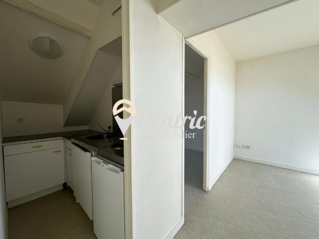 Appartement à louer, 1 pièce Bressuire 79300
