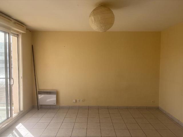 Appartement à louer, 1 pièce Dijon 21000
