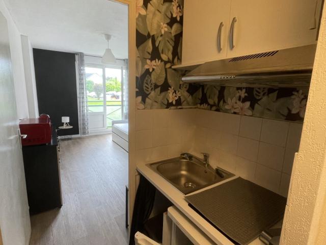 Appartement à louer, 1 pièce LONS 64140