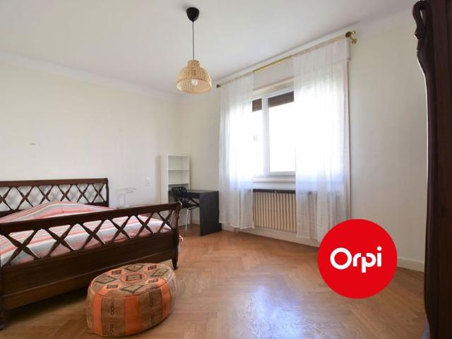 Appartement à louer 1 pièce • Saint Priest
