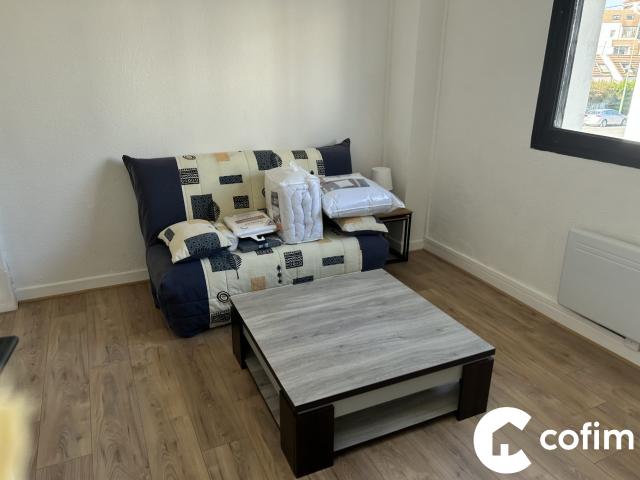 Appartement à louer, 1 pièce PAU 64000