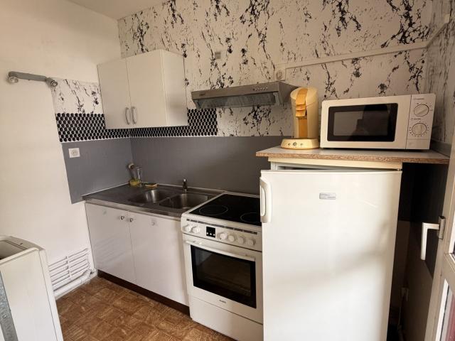 Appartement à louer, 1 pièce PAU 64000
