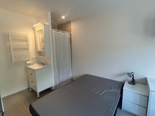 Appartement à louer 1 pièce • Pessac